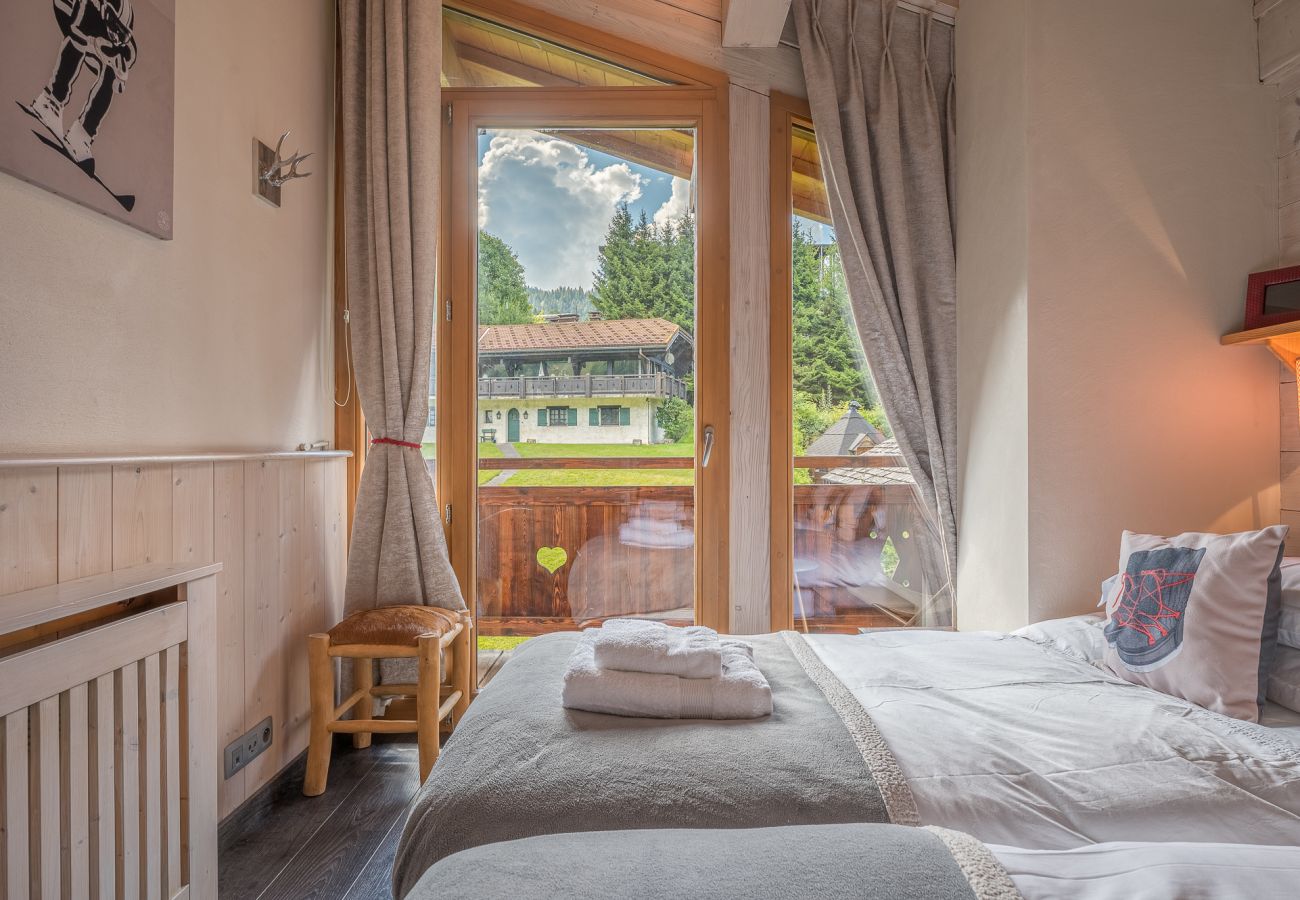 Appartement à Les Gets - Bright + Elegant + Easy walk to the piste | 8ppl | Le Cerf