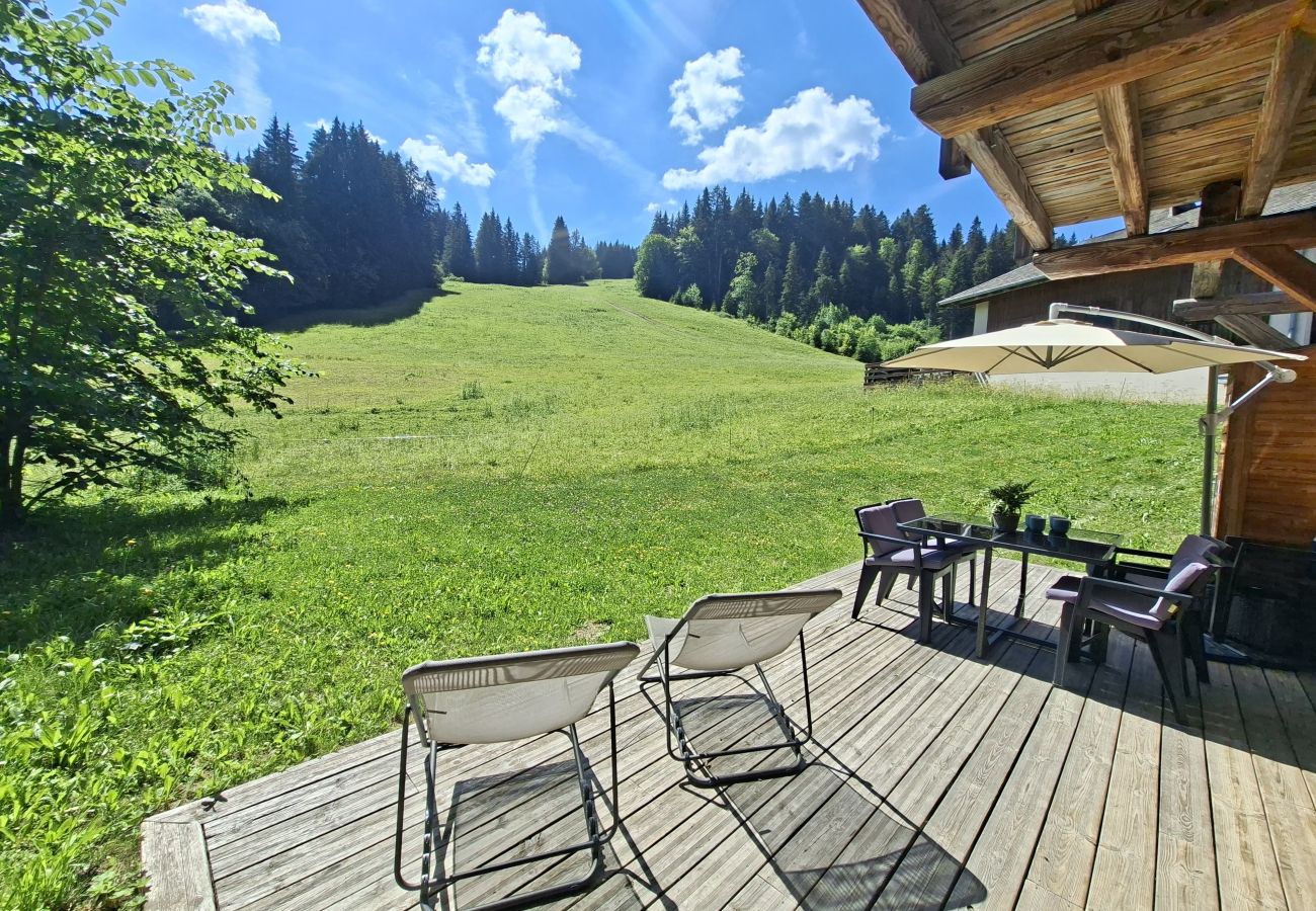 Appartement à Les Gets - Ski in Ski out - 2 ensuite Rooms | 4 ppl | Django