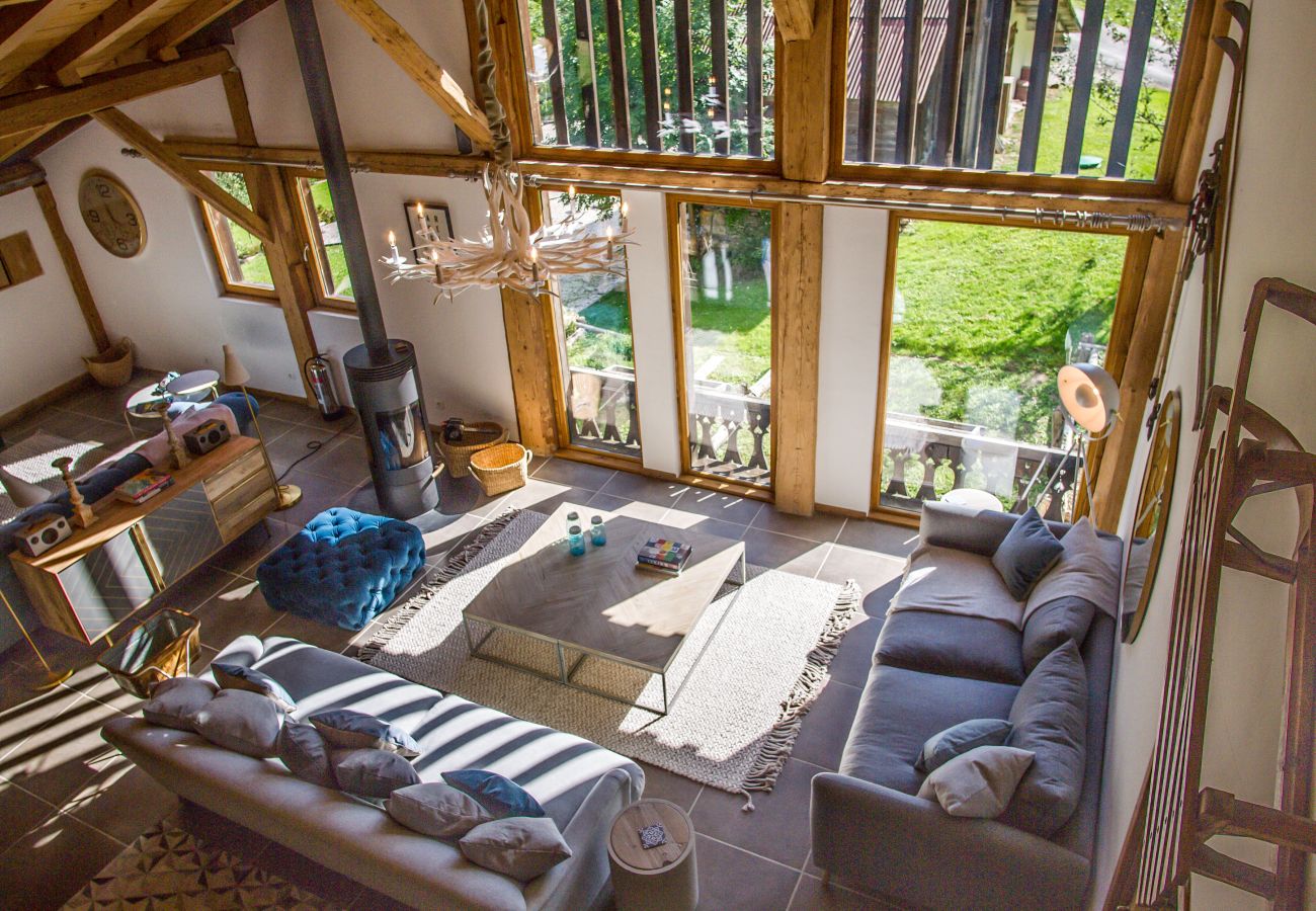 Chalet à Les Gets - Hot tub - Sauna - Minibus - Homely | 11+3 ppl | Ferme Liberte