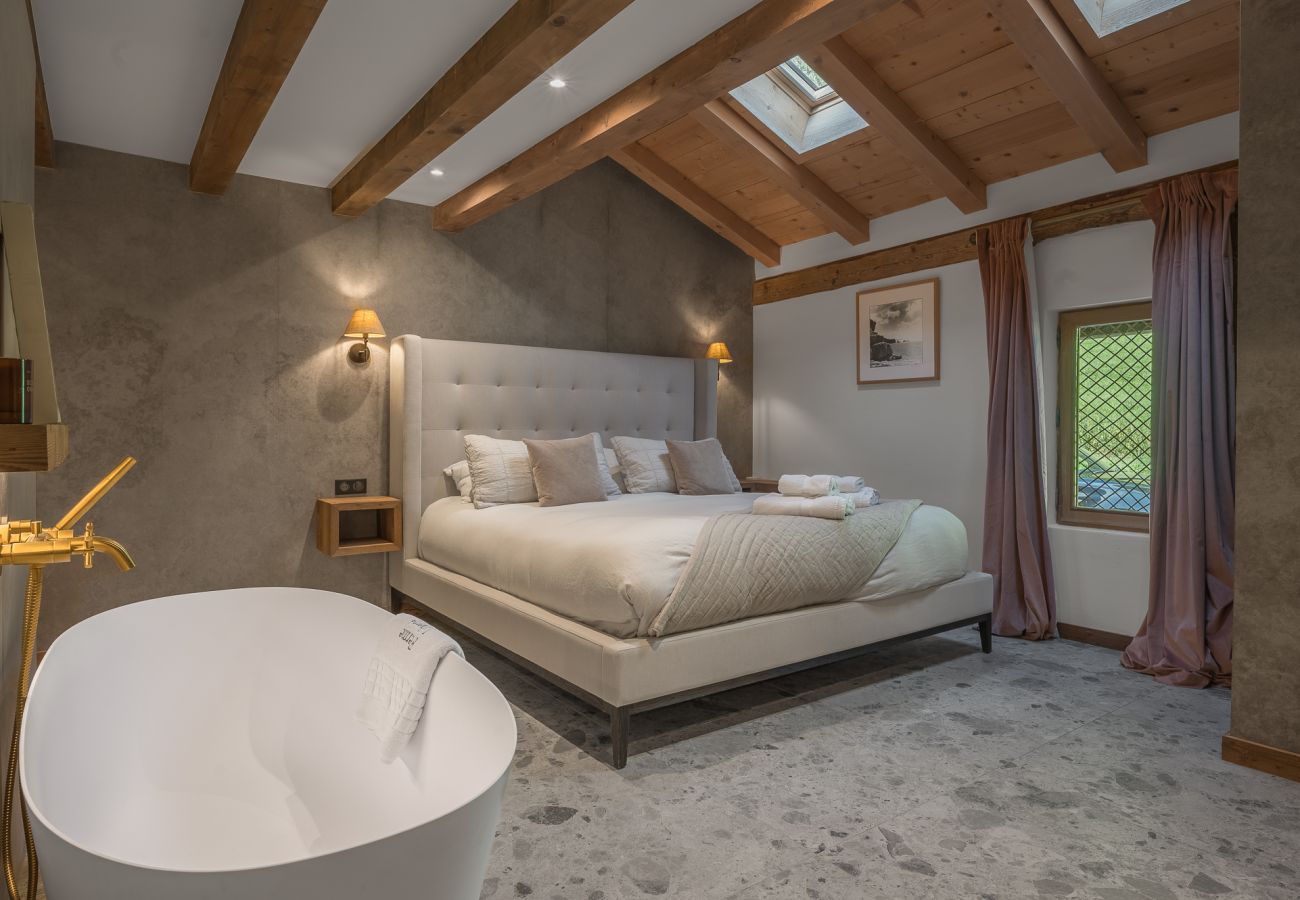 Chalet à Les Gets - Hot tub - Sauna - Minibus - Homely | 11+3 ppl | Ferme Liberte