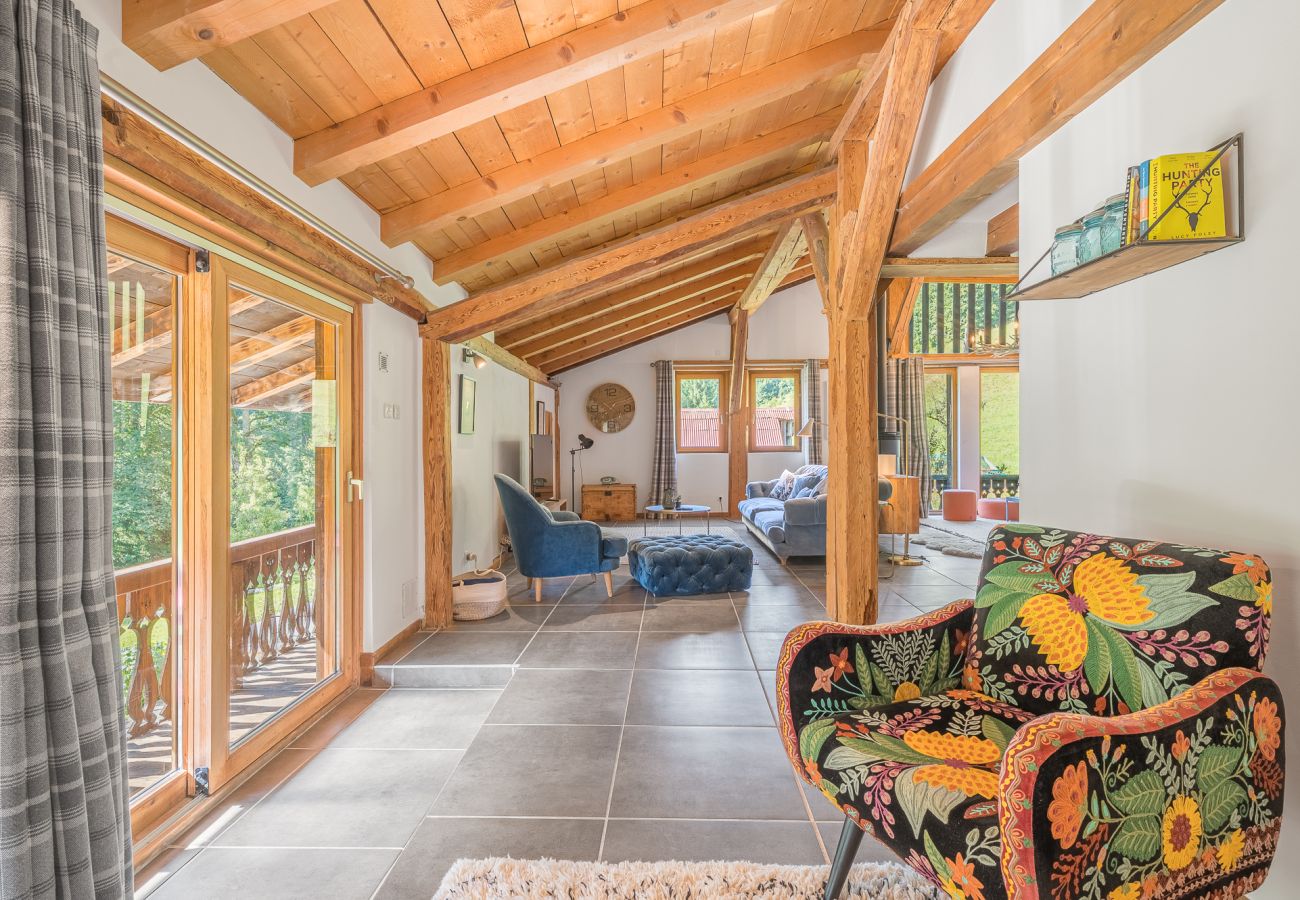 Chalet à Les Gets - Hot tub - Sauna - Minibus - Homely | 11+3 ppl | Ferme Liberte