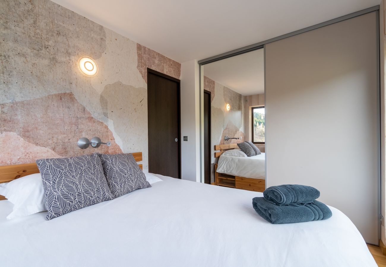 Appartement à Les Gets - EPIC views, Ski in, ski out | 5 ppl | Apart Grizzli 