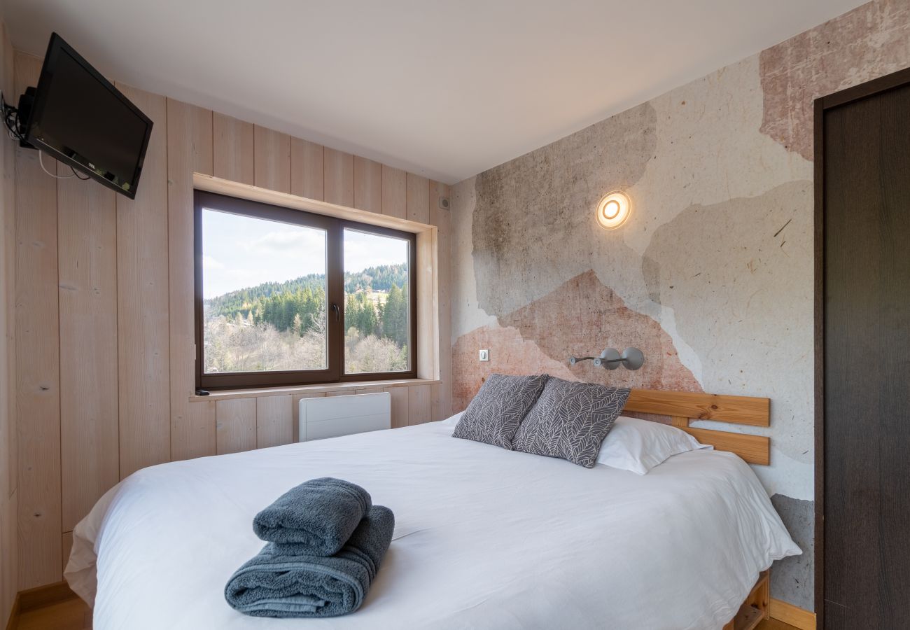 Appartement à Les Gets - EPIC views, Ski in, ski out | 5 ppl | Apart Grizzli 