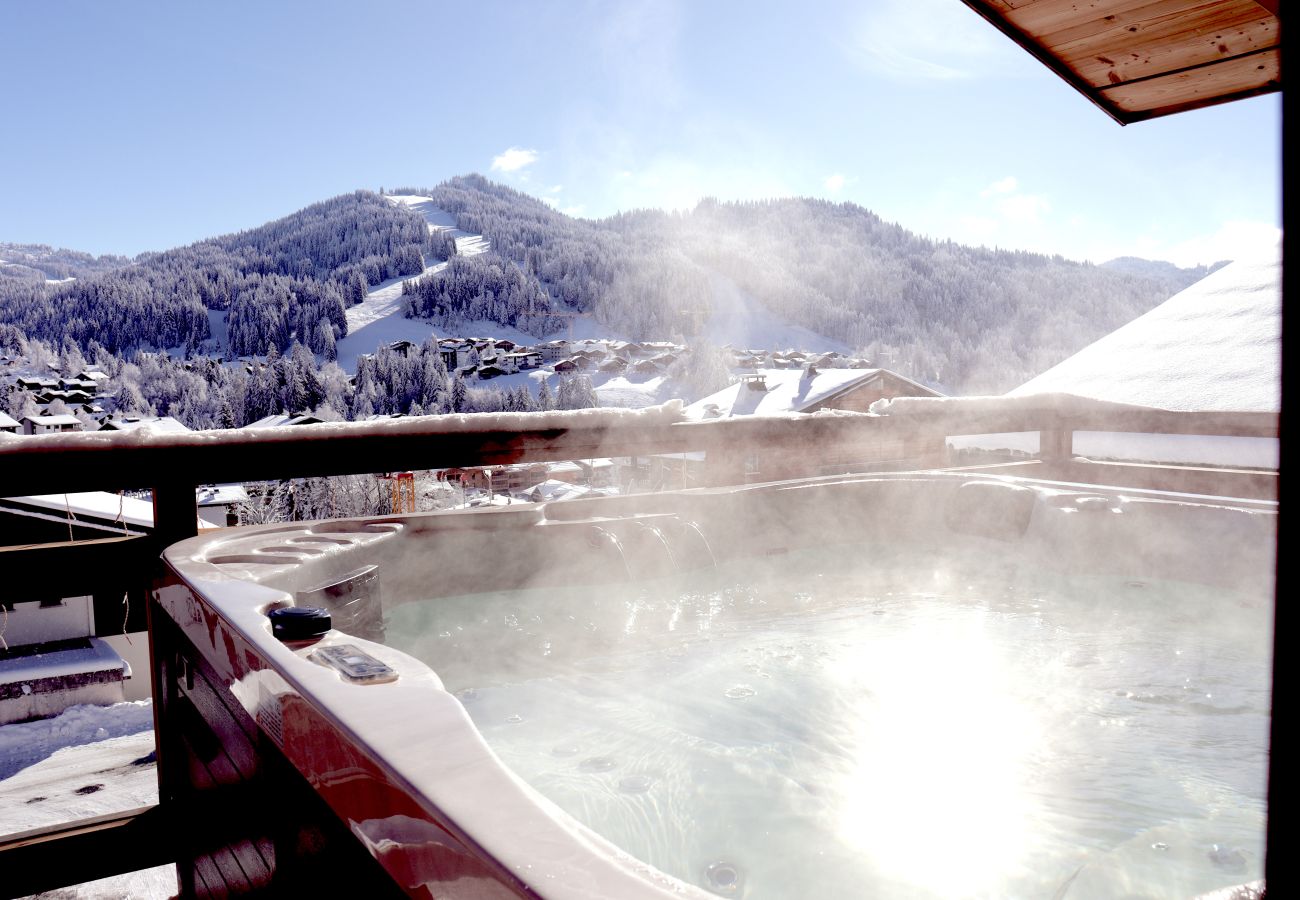 Appartement à Les Gets - Stunning vista with large Hot Tub balcony | 10ppl | Le Rocher