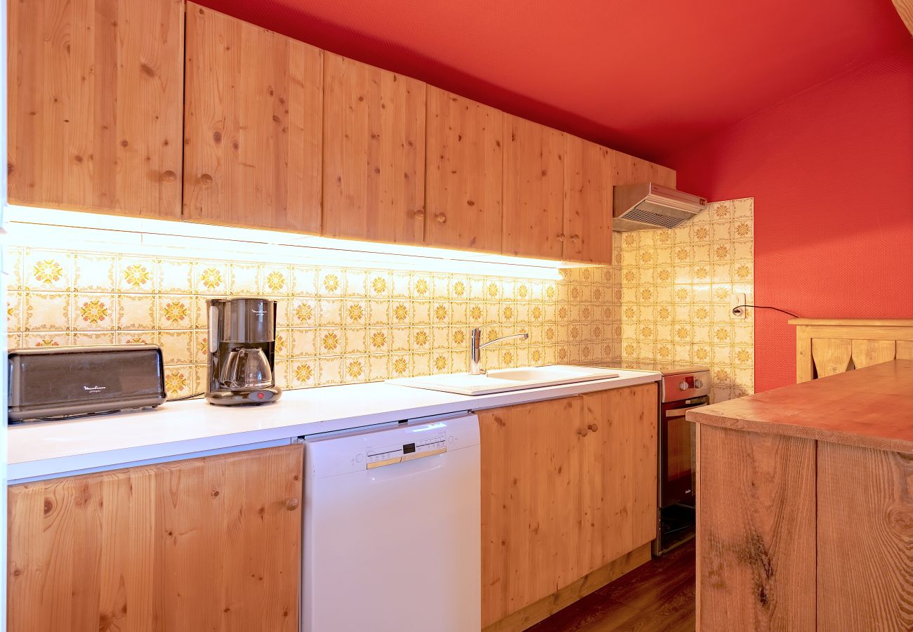 Appartement in Les Gets - Traditional with Pool Access | 5+1 ppl | 6Deniers Apart