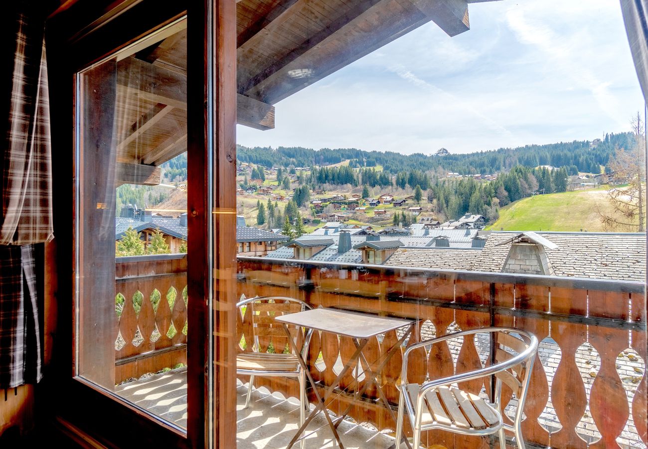 Appartement in Les Gets - Traditional with Pool Access | 5+1 ppl | 6Deniers Apart