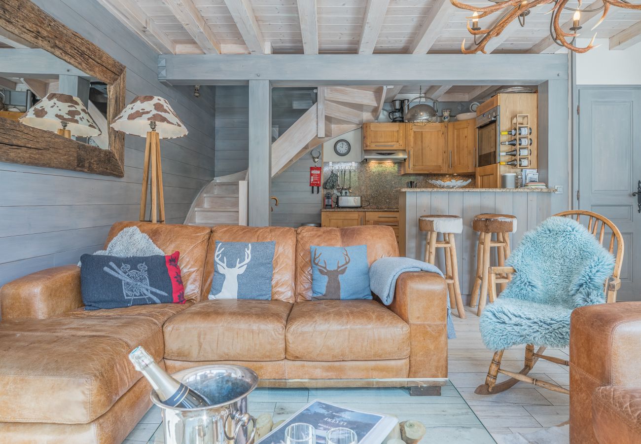 Appartement in Les Gets - Bright + Elegant + Easy walk to the piste | 8ppl | Le Cerf