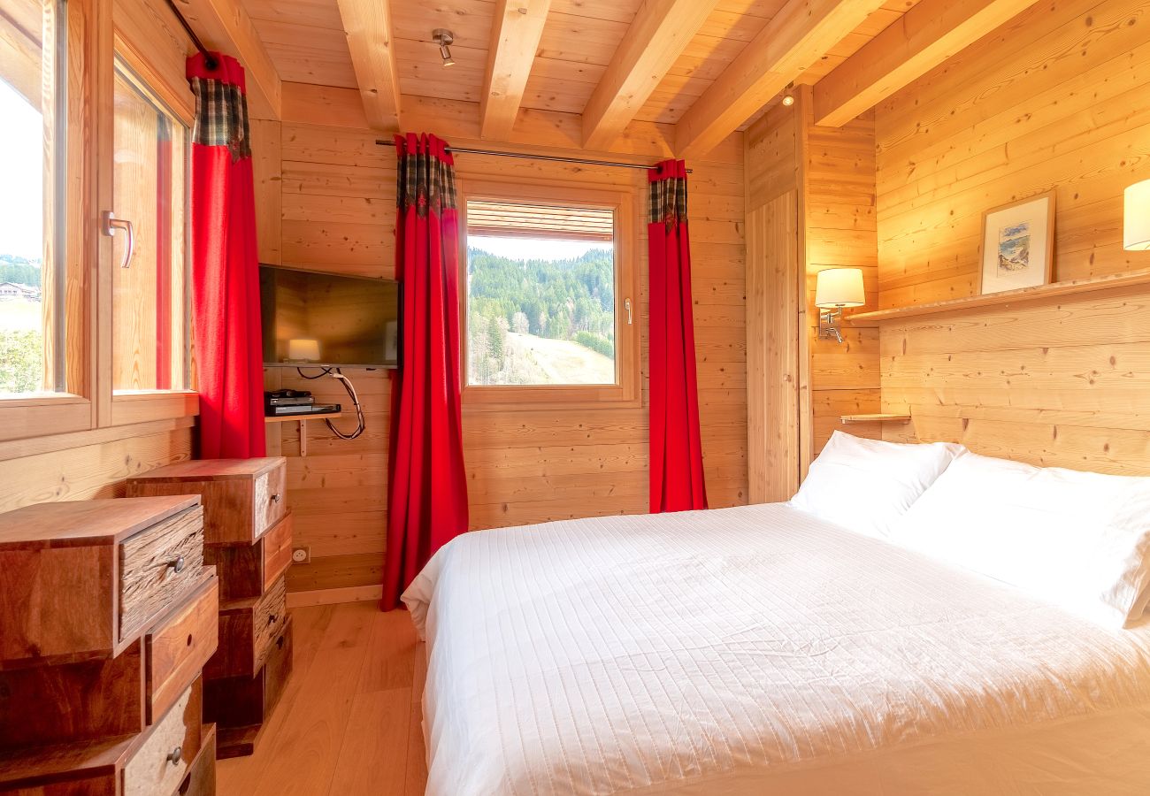 Chalet in Les Gets - Beautiful + cosy with a view | 8 ppl | Chalet Alex 