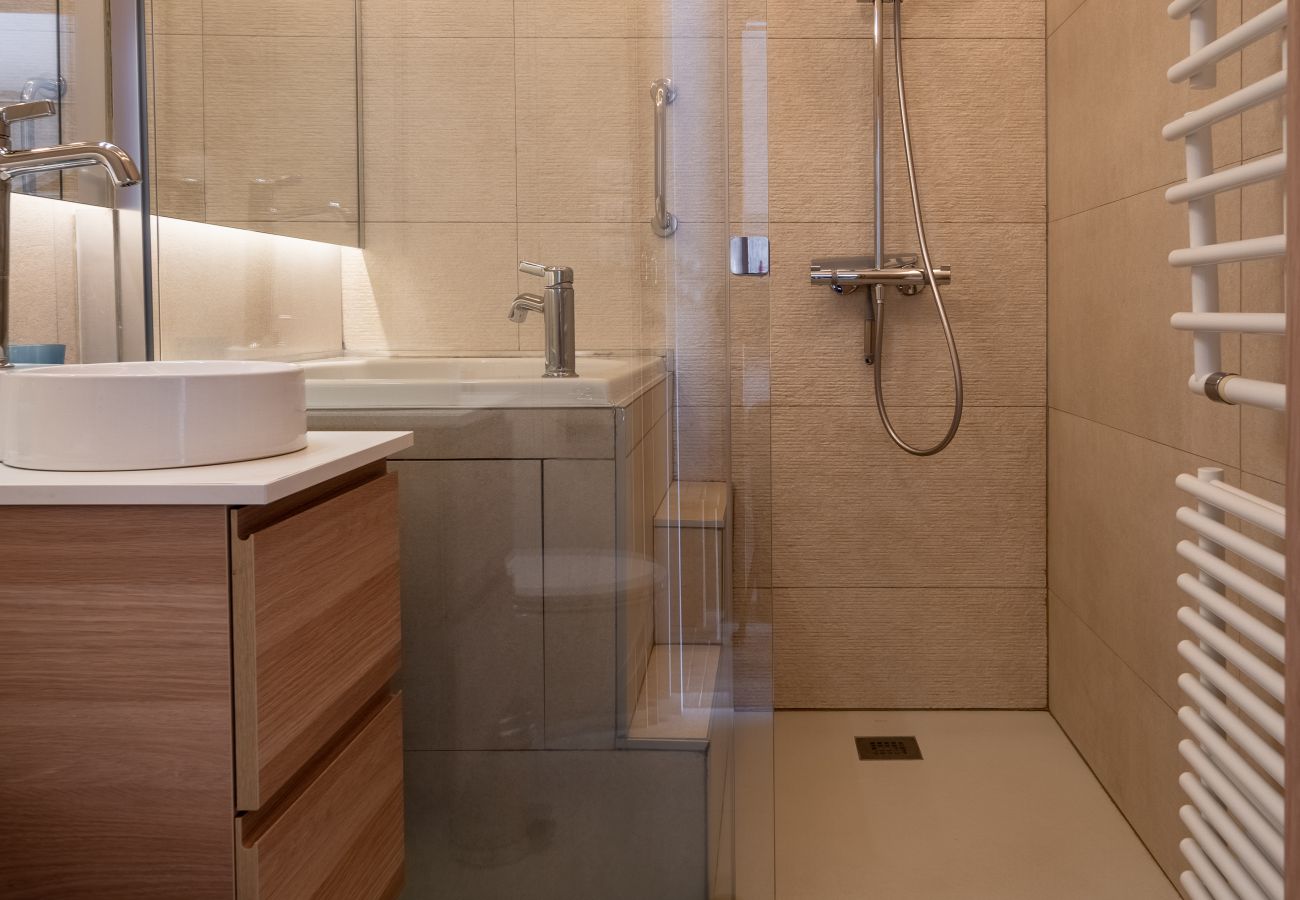 Appartement in Les Gets - Scandinavian Snug Ski In - ski out | 2+2 ppl | Loft Grizzli