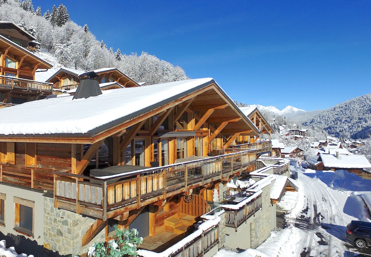 Appartement in Les Gets - Stunning vista with large Hot Tub balcony | 10ppl | Le Rocher