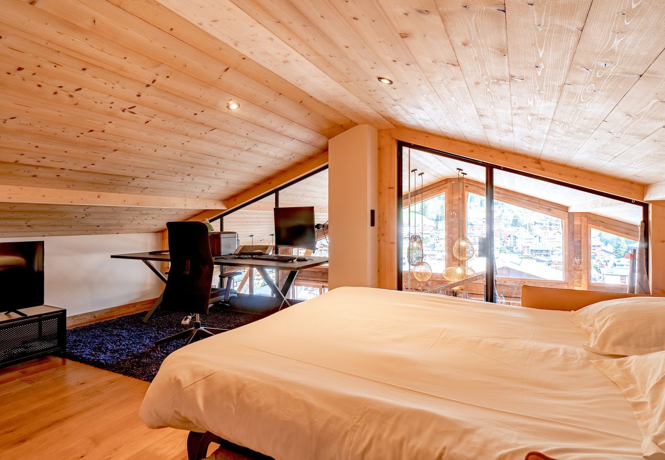 Appartement in Les Gets - Stunning vista with large Hot Tub balcony | 10ppl | Le Rocher