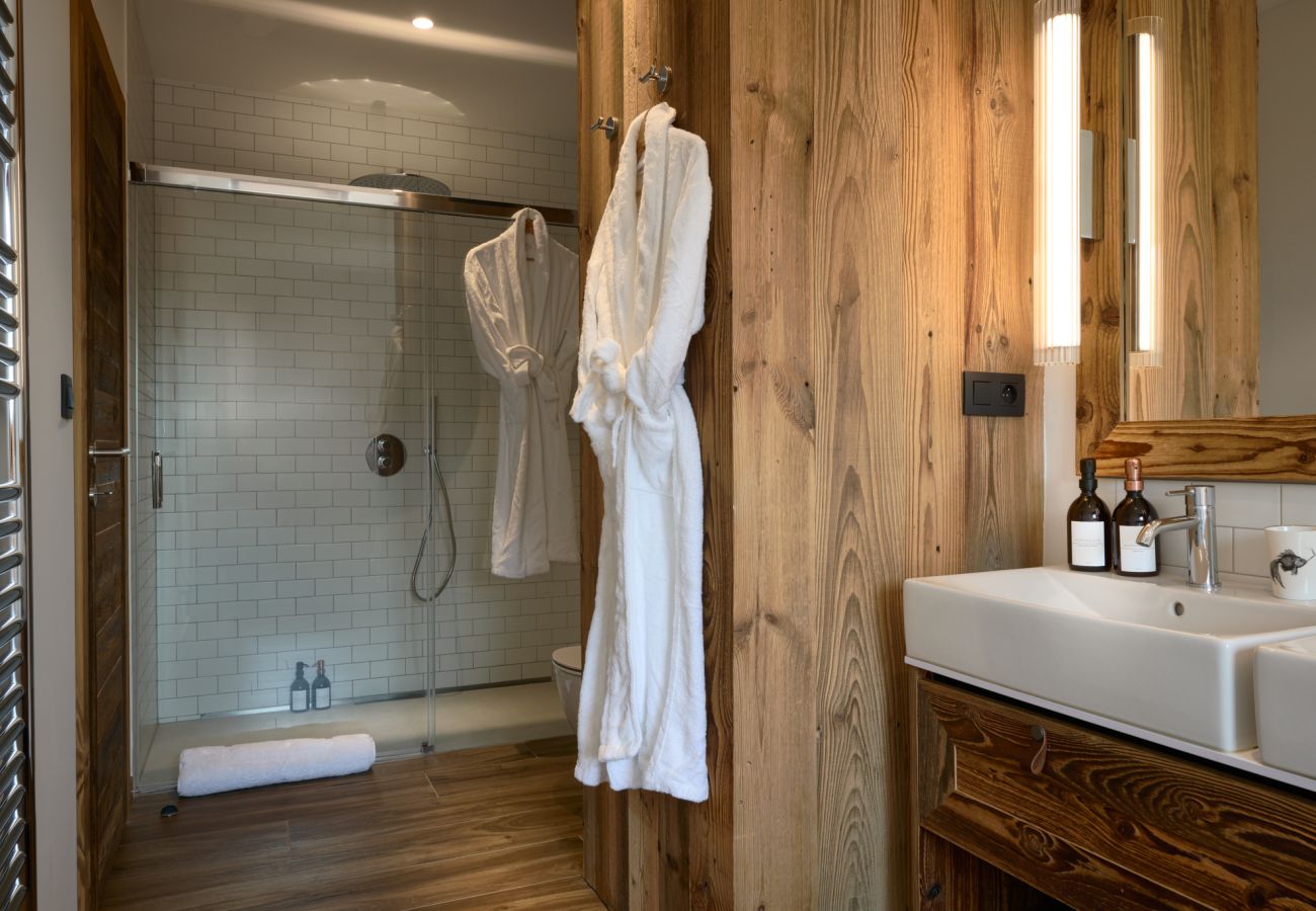 Chalet in Les Gets - Ultimate high end Luxury |15+4ppl | Mansion Ensoleille