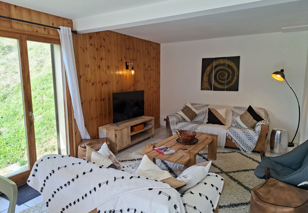 Chalet in Les Gets - Stunning views | 8 ppl |Chalet Le Cairn