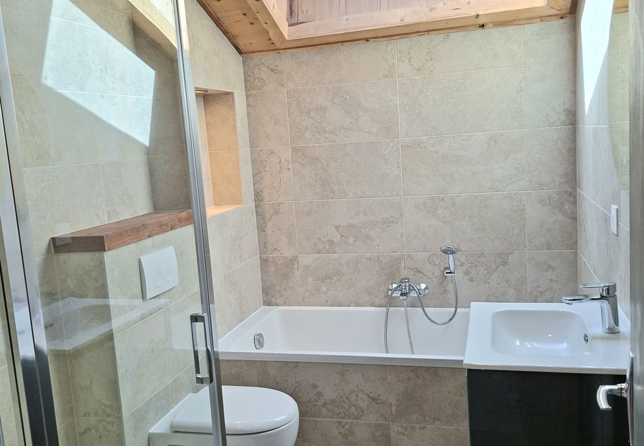 Chalet in Les Gets - Stunning views | 8 ppl |Chalet Le Cairn