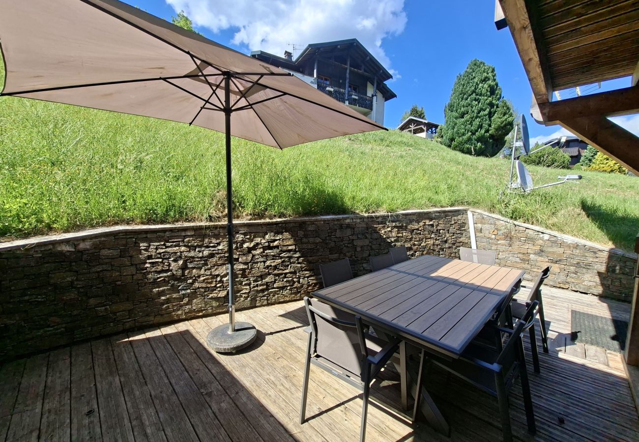 Chalet in Les Gets - Beautiful + cosy with a view | 8 ppl | Chalet Alex 