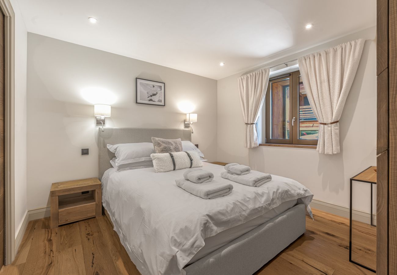 Apartment in Les Gets - Luxury,newly finished middle of town + Spa access | 8ppl | Coin Cache