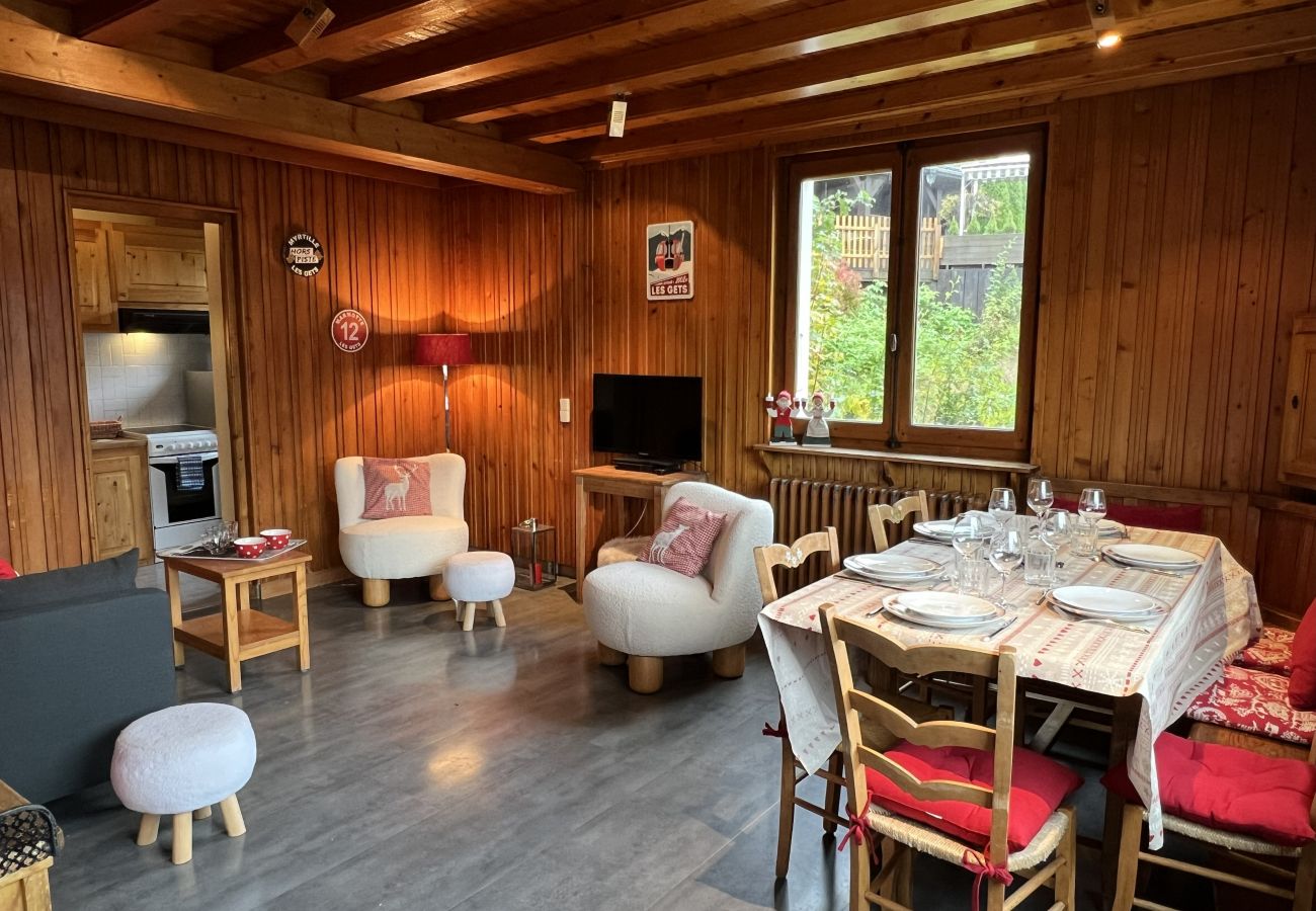 Apartment in Les Gets - Ventose