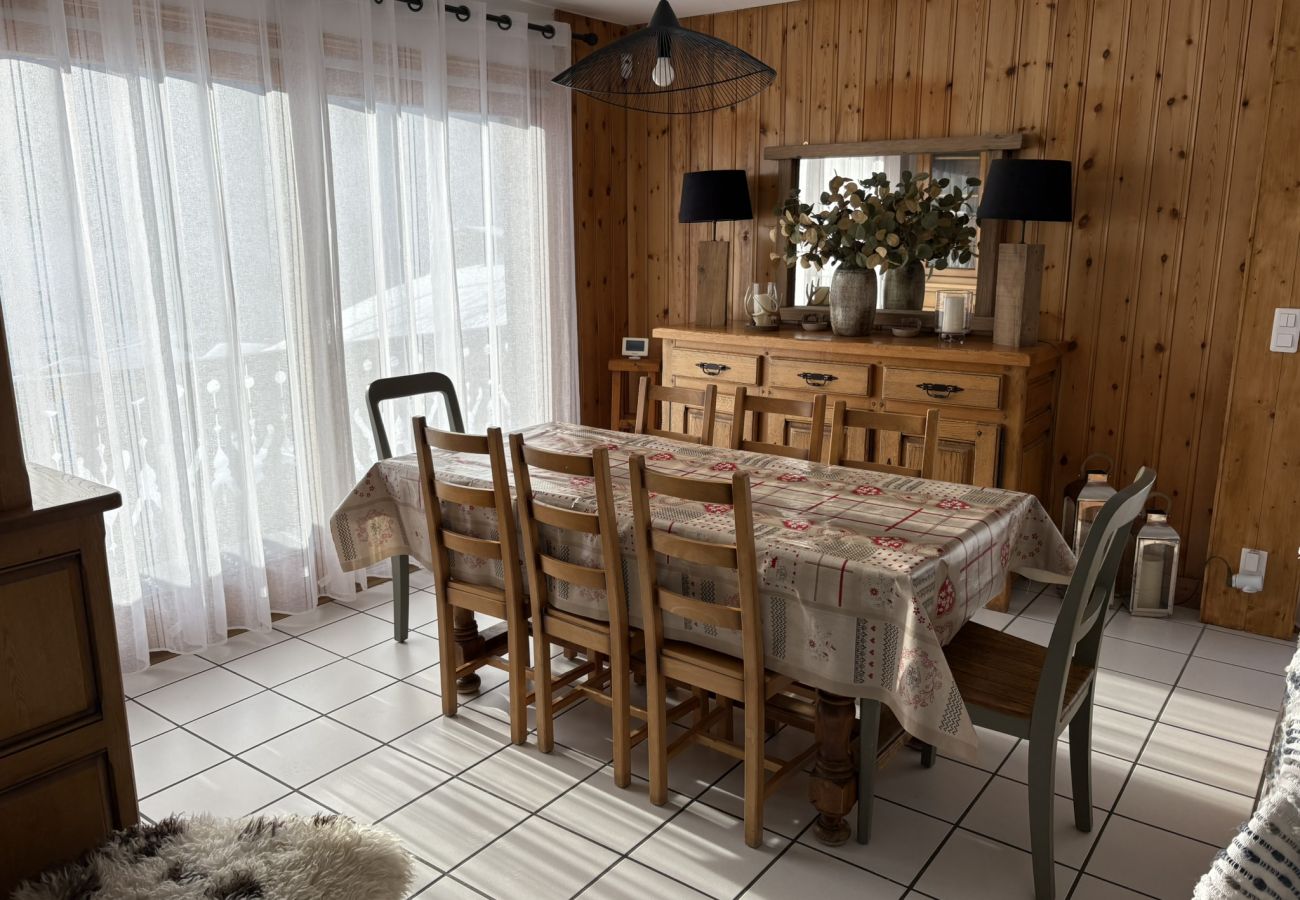 Chalet in Les Gets - Stunning views | 8 ppl |Chalet Le Cairn