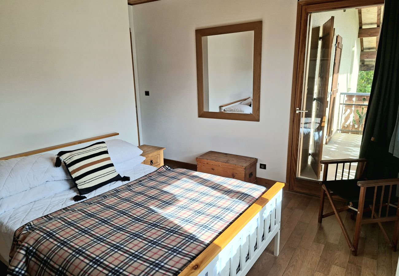 Chalet in Les Gets - Stunning views | 8 ppl |Chalet Le Cairn